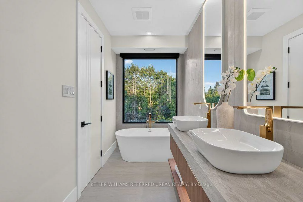 11, Knowles, Aurora Highlands, Aurora