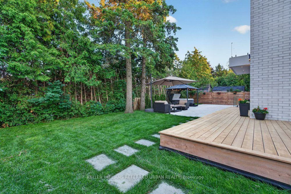 11, Knowles, Aurora Highlands, Aurora