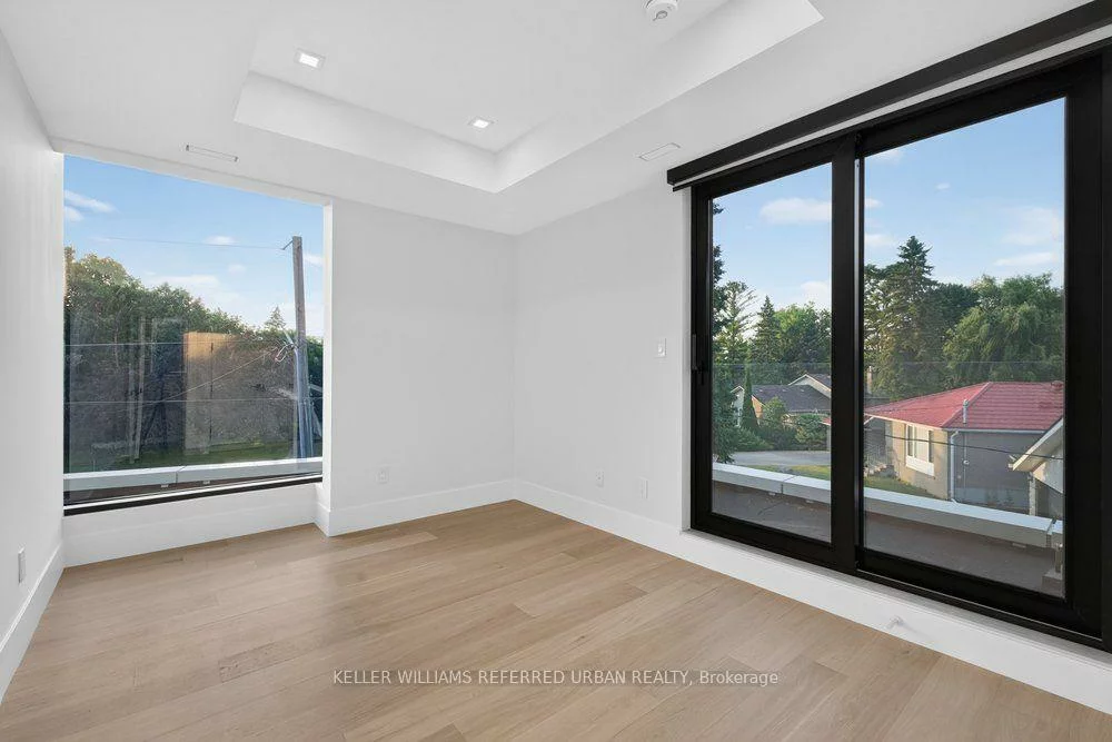 11, Knowles, Aurora Highlands, Aurora
