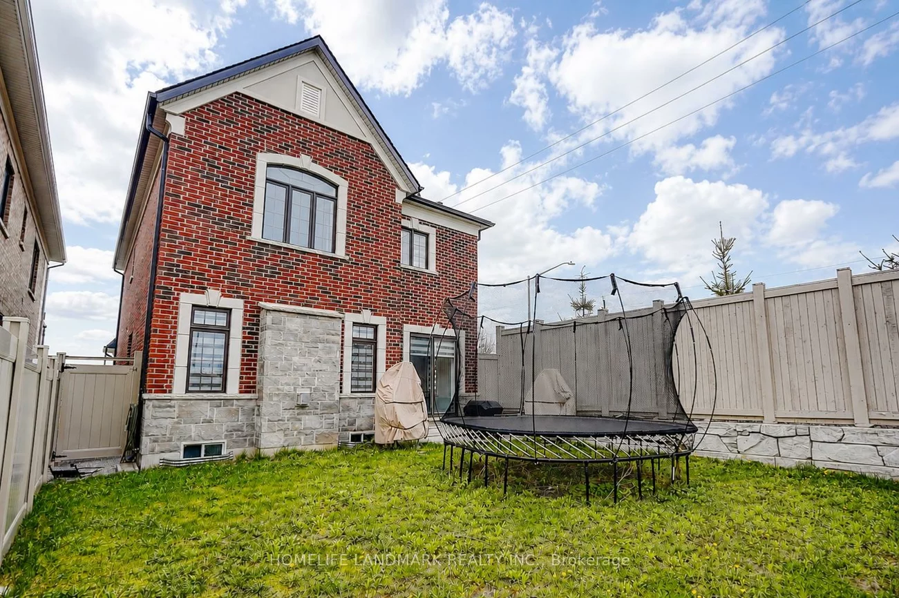 56, Botelho, Bayview Southeast, Aurora