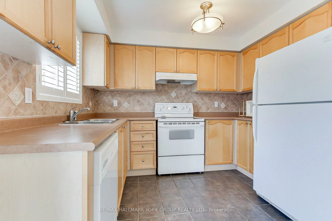 39, Millcliff, Aurora Grove, Aurora