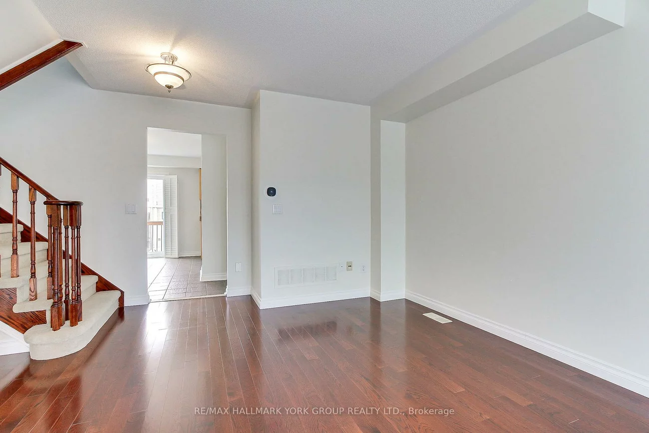 39, Millcliff, Aurora Grove, Aurora