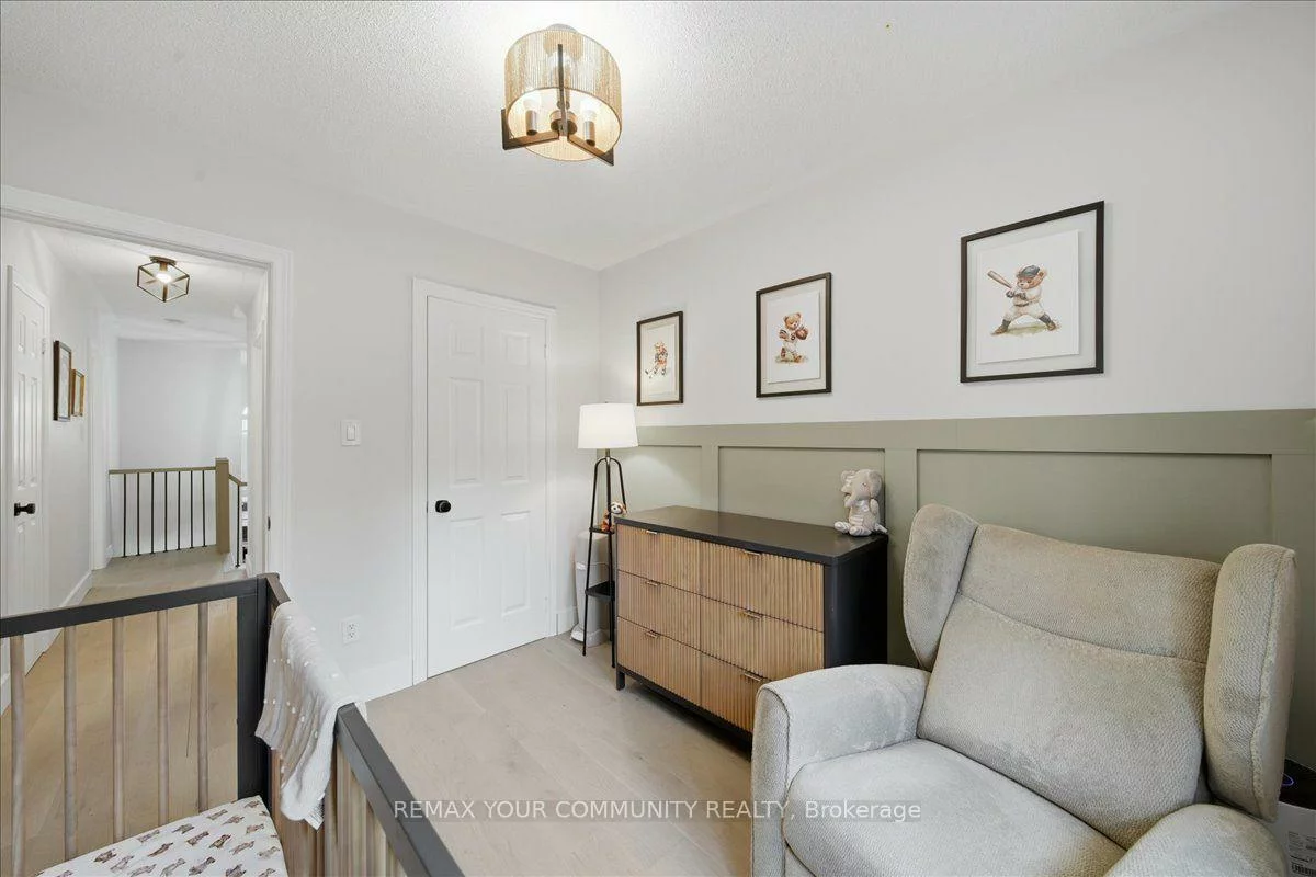 91, Downey, Bayview Wellington, Aurora