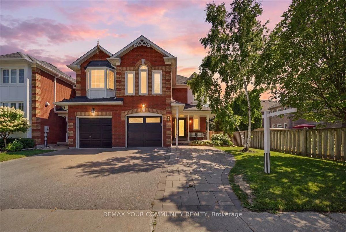 91, Downey, Bayview Wellington, Aurora