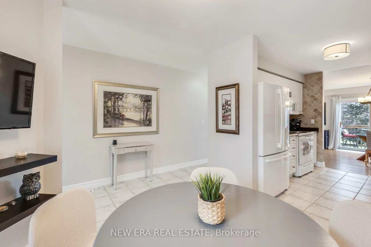 44, Millcliff, Aurora Grove, Aurora