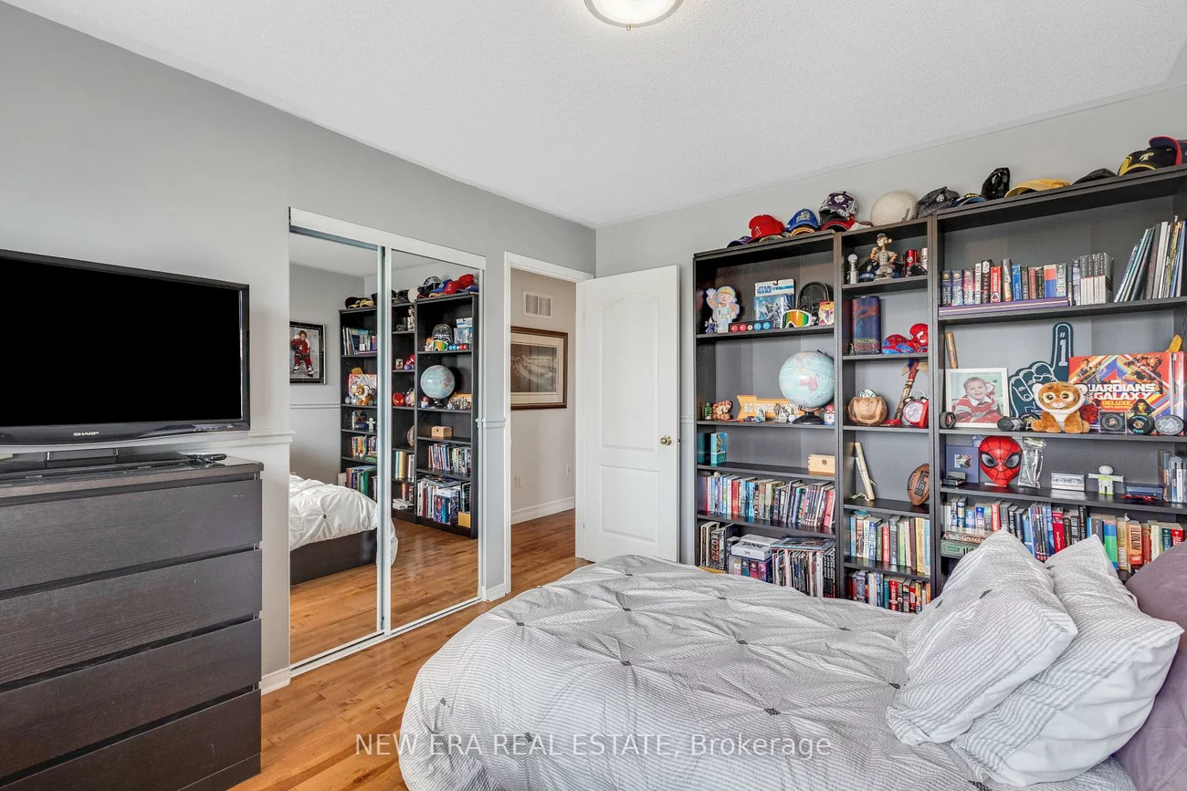 44, Millcliff, Aurora Grove, Aurora