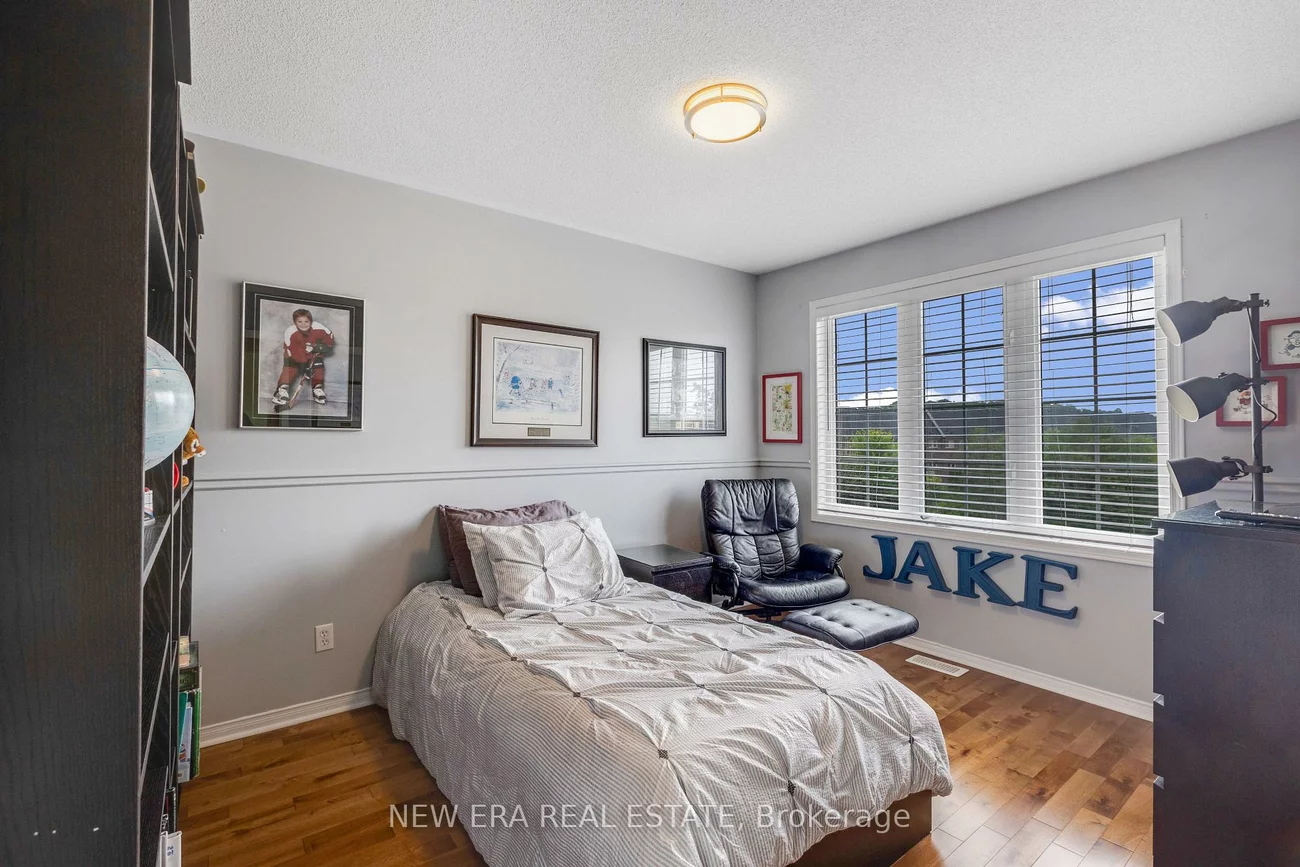 44, Millcliff, Aurora Grove, Aurora