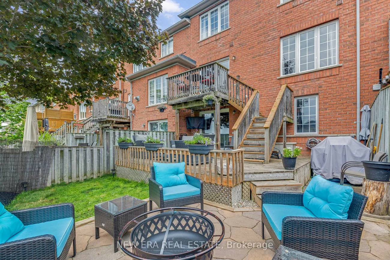 44, Millcliff, Aurora Grove, Aurora