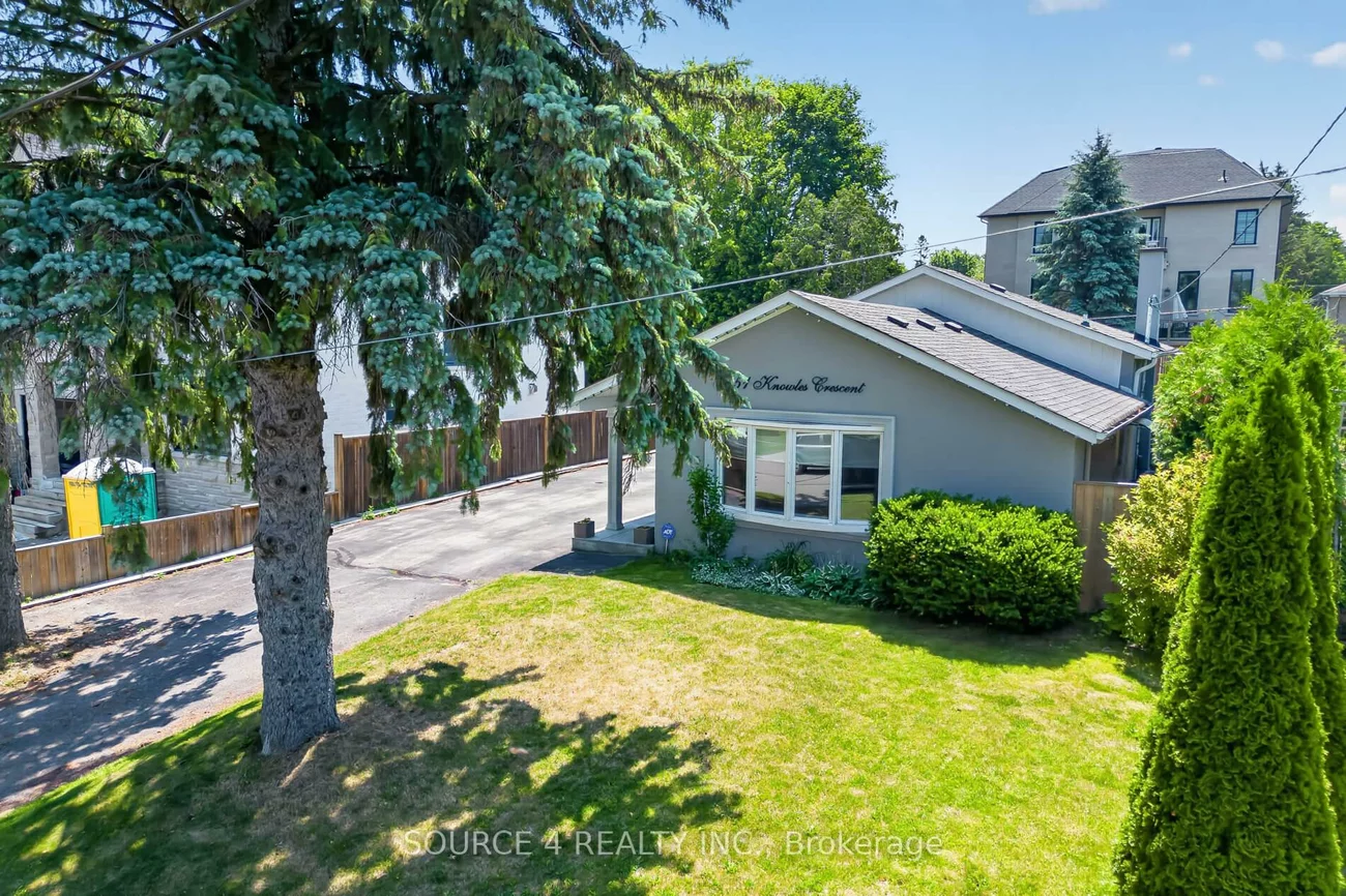 51, Knowles, Aurora Highlands, Aurora