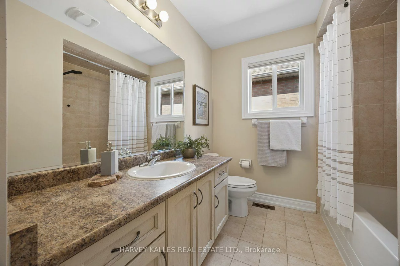 19, Starr, Bayview Northeast, Aurora