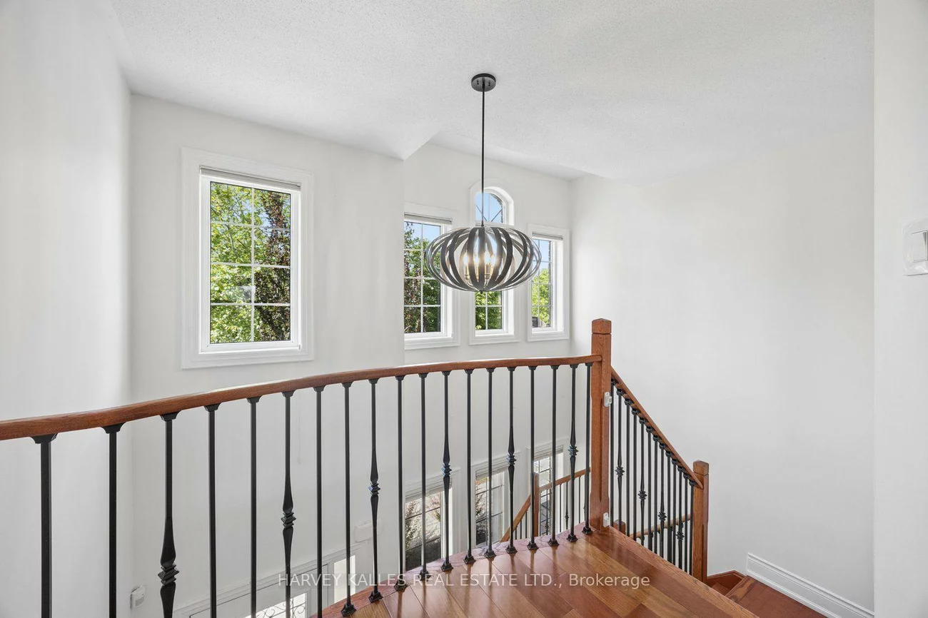 19, Starr, Bayview Northeast, Aurora