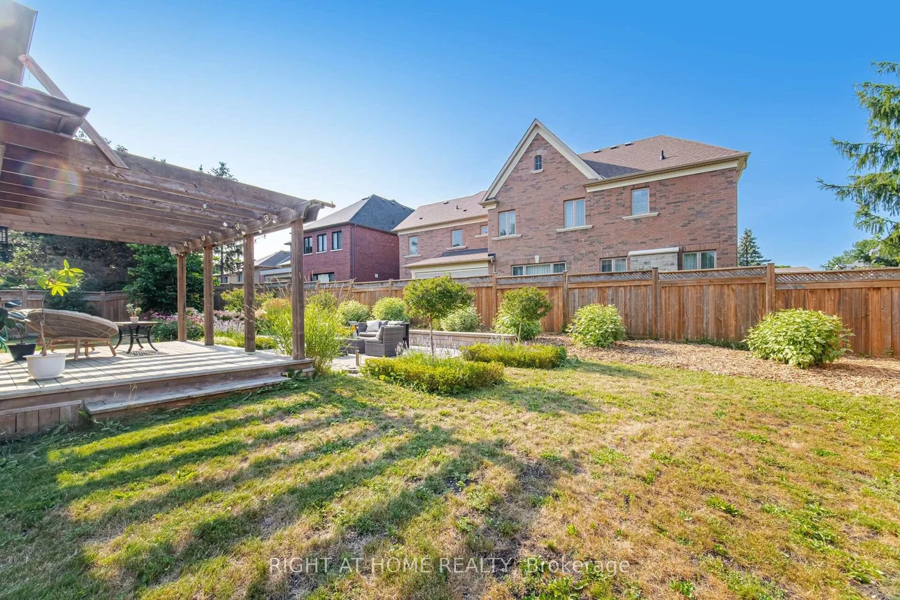 4, Simmons, Aurora Highlands, Aurora