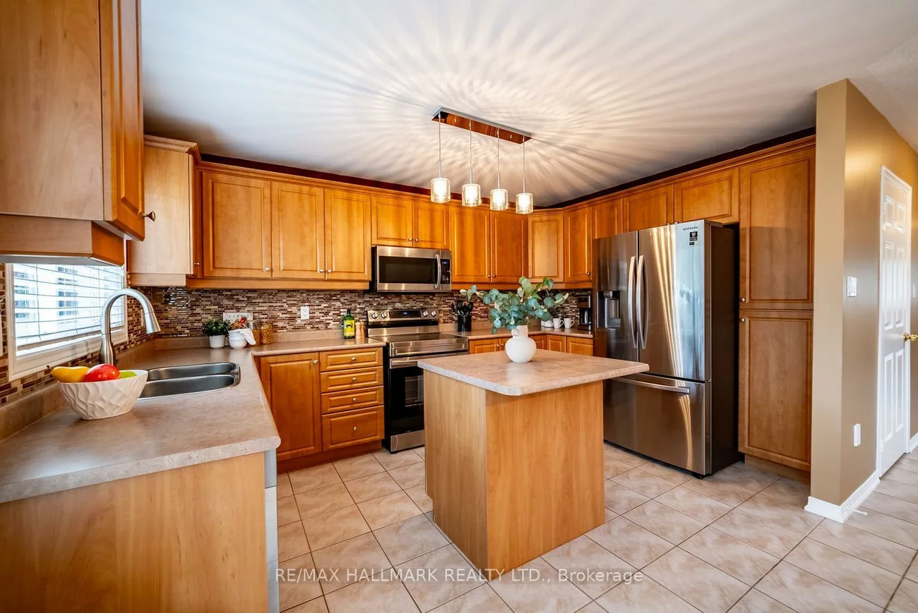 25, Starr, Bayview Northeast, Aurora