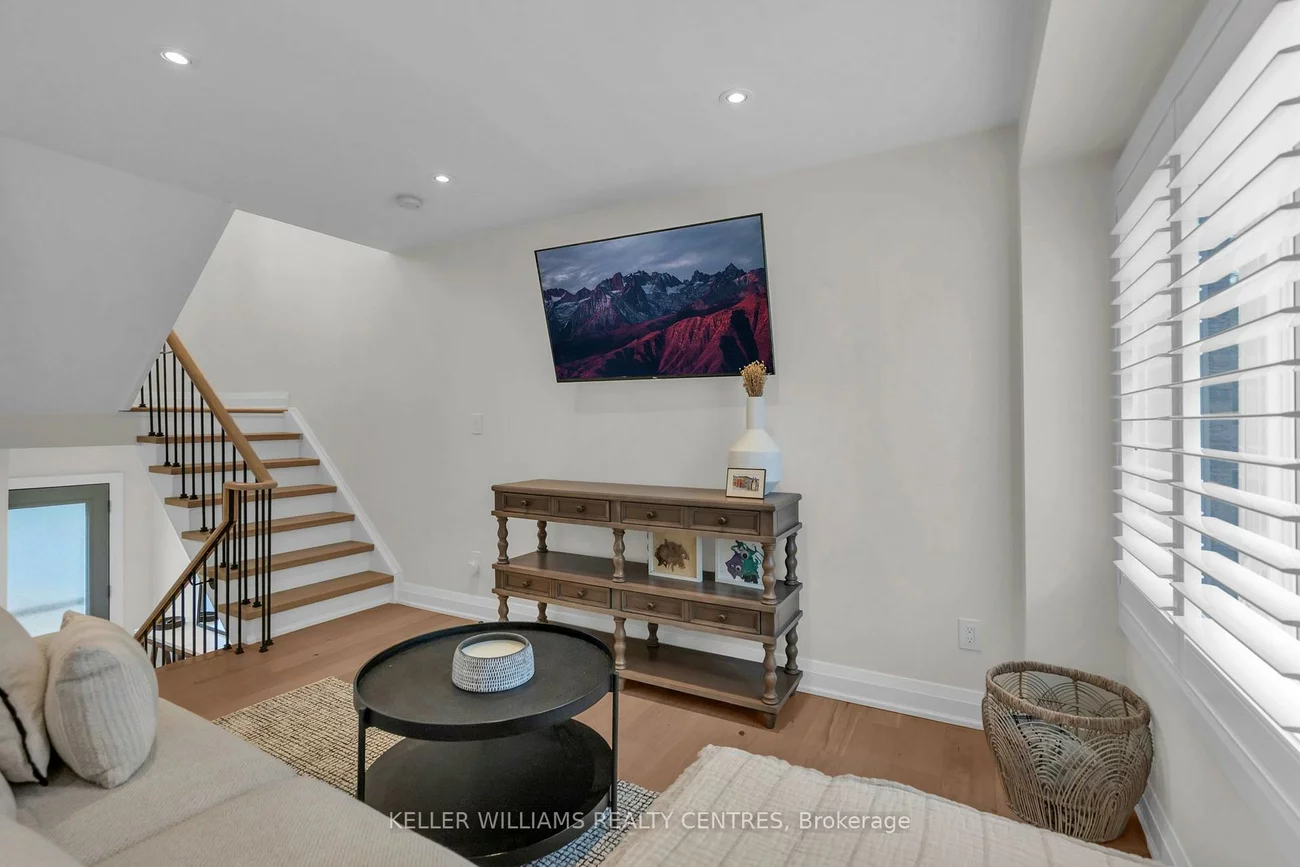37, Bowler, Bayview Wellington, Aurora