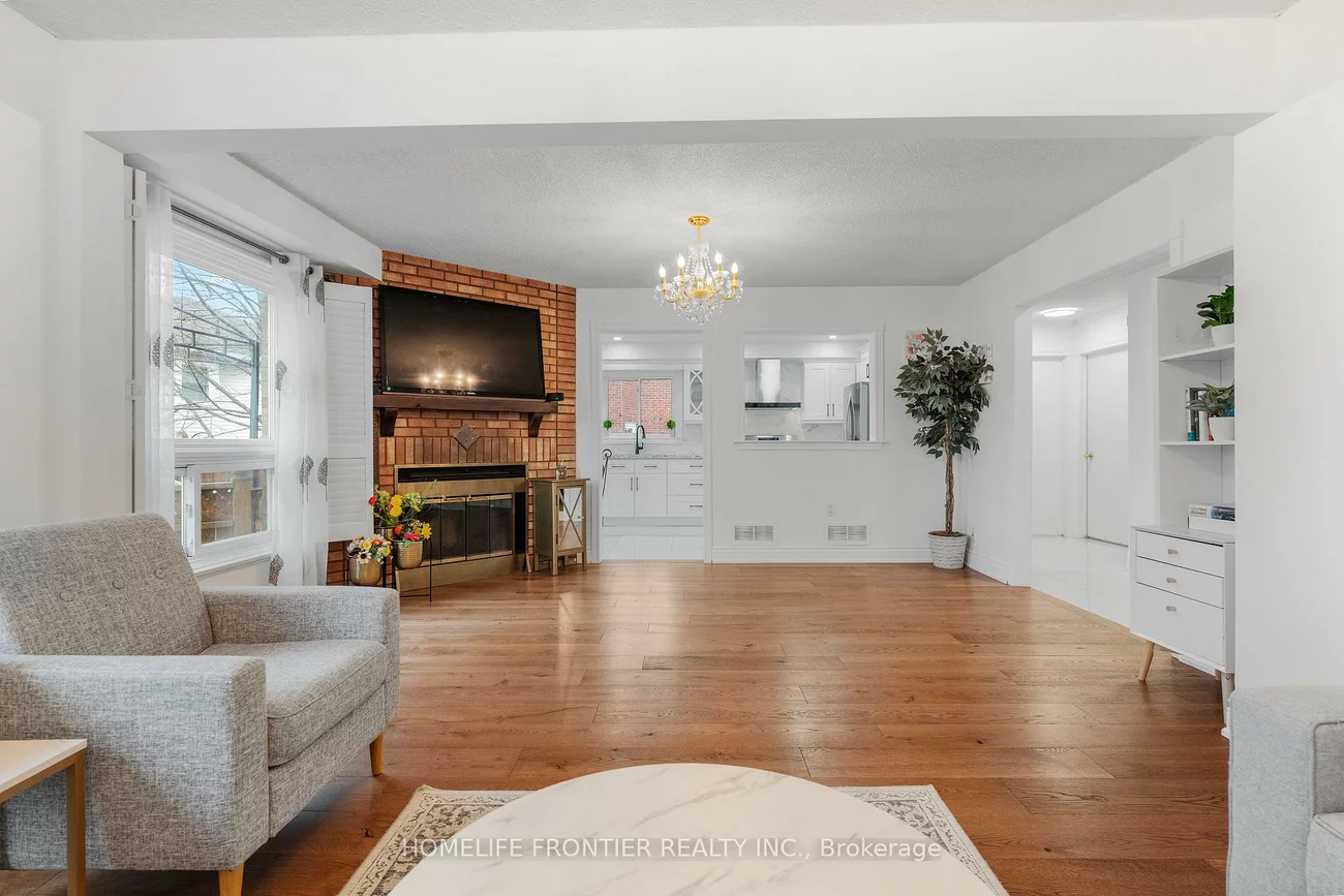 55, Attridge, Aurora Village, Aurora