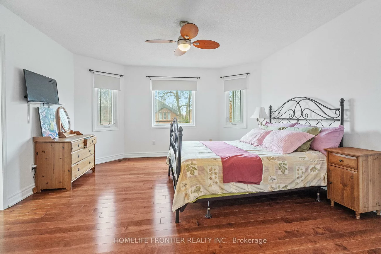 55, Attridge, Aurora Village, Aurora