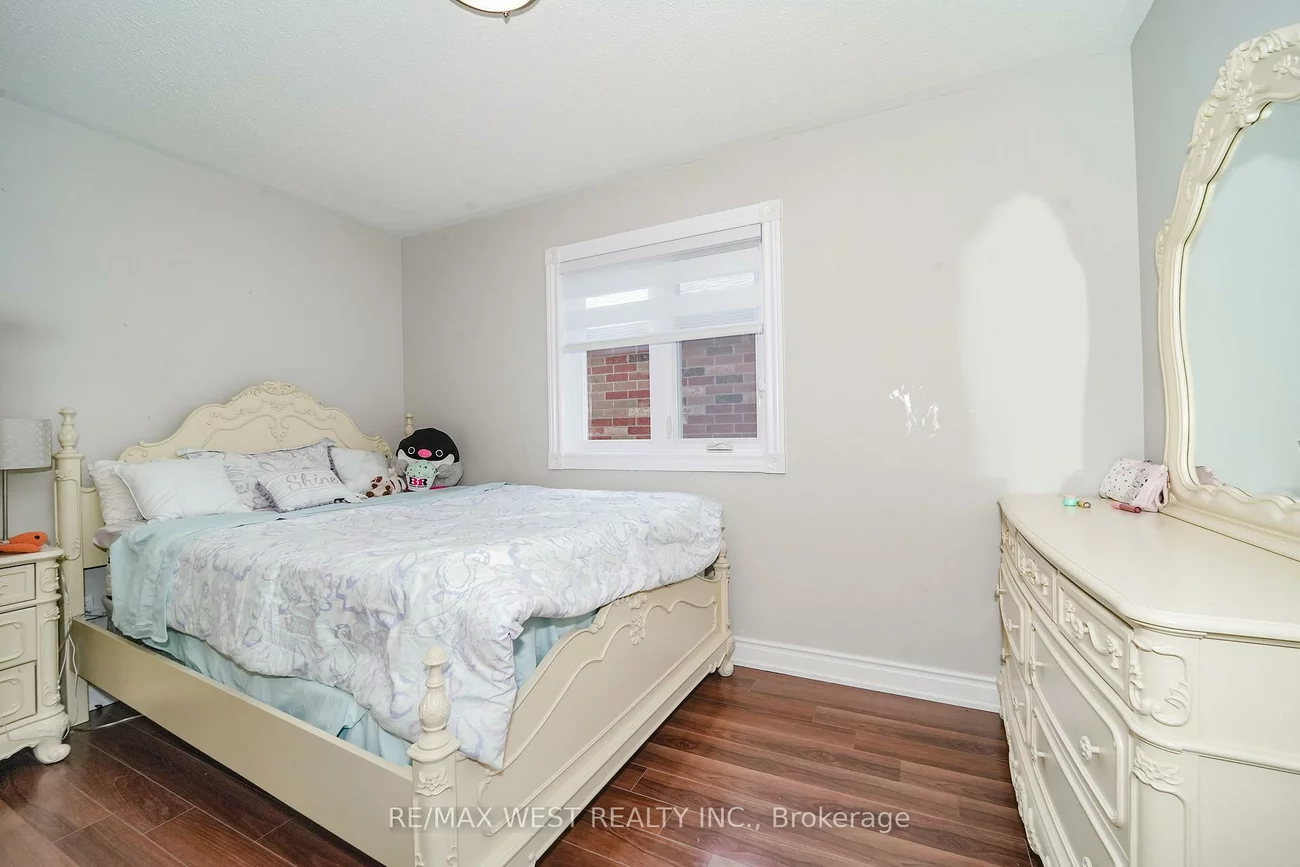 139, River Ridge, Bayview Northeast, Aurora