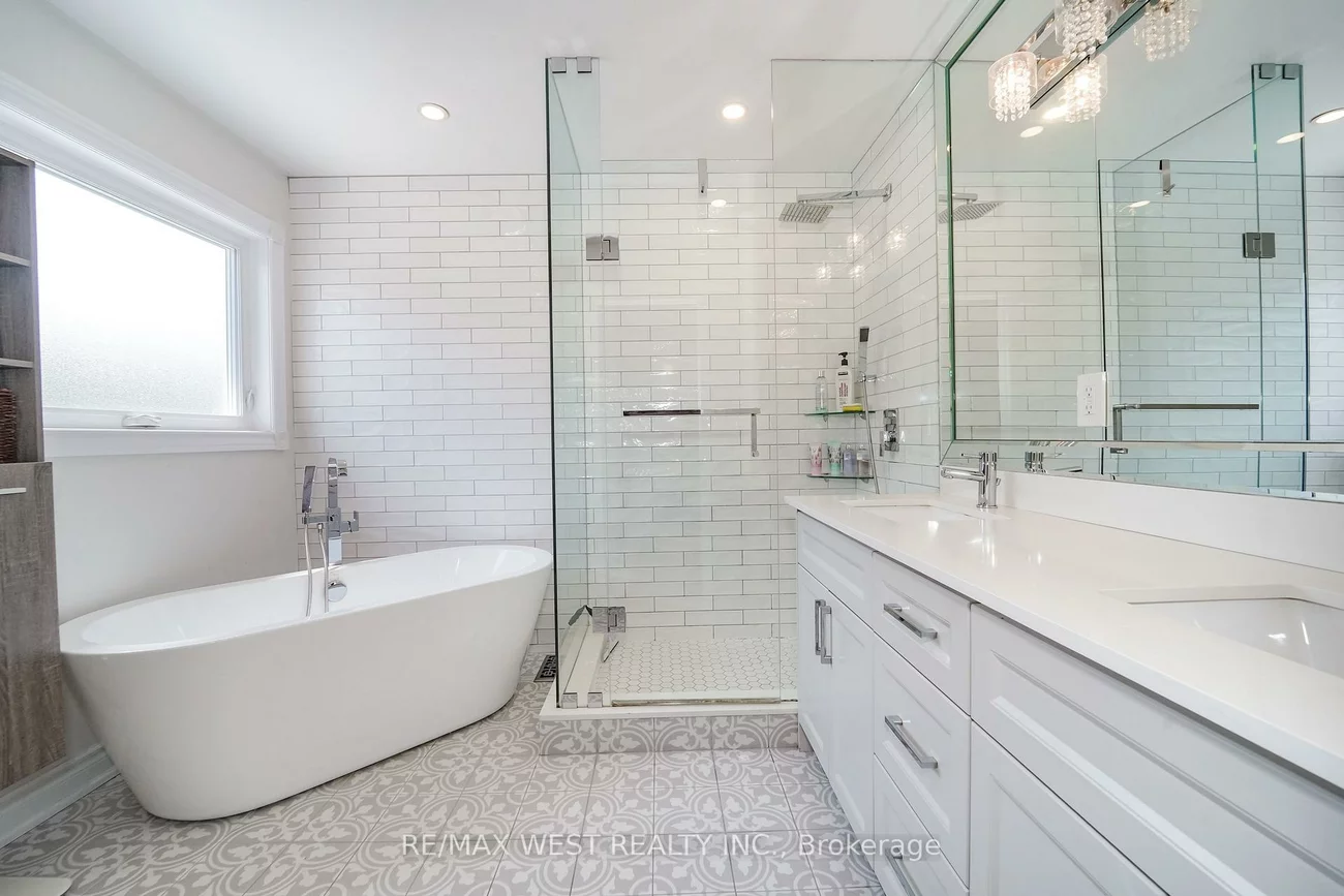 139, River Ridge, Bayview Northeast, Aurora