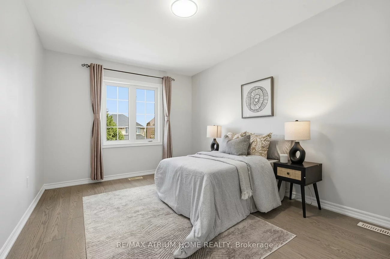 526, Mavrinac, Bayview Northeast, Aurora