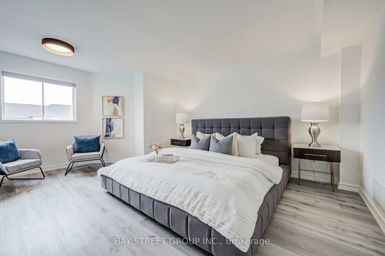 5, Luxton, Bayview Wellington, Aurora