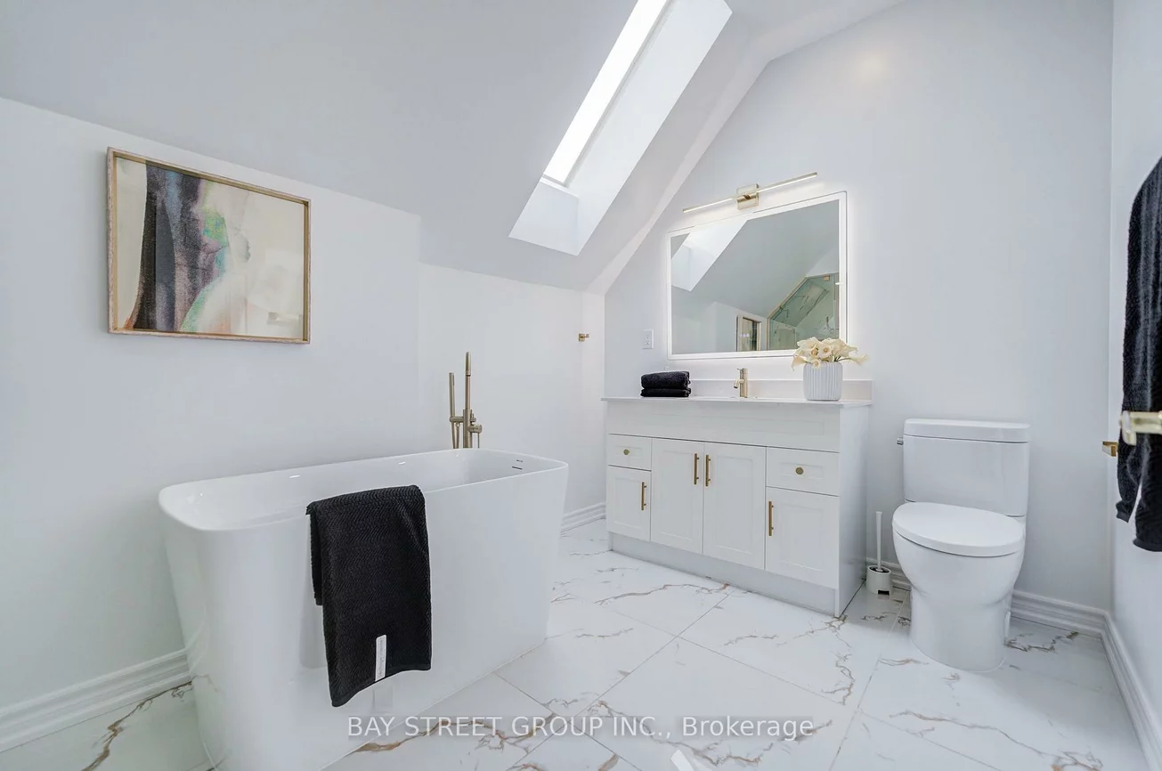 5, Luxton, Bayview Wellington, Aurora