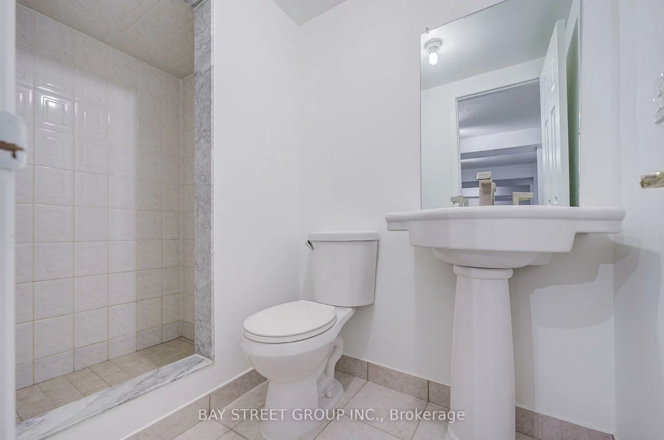 5, Luxton, Bayview Wellington, Aurora