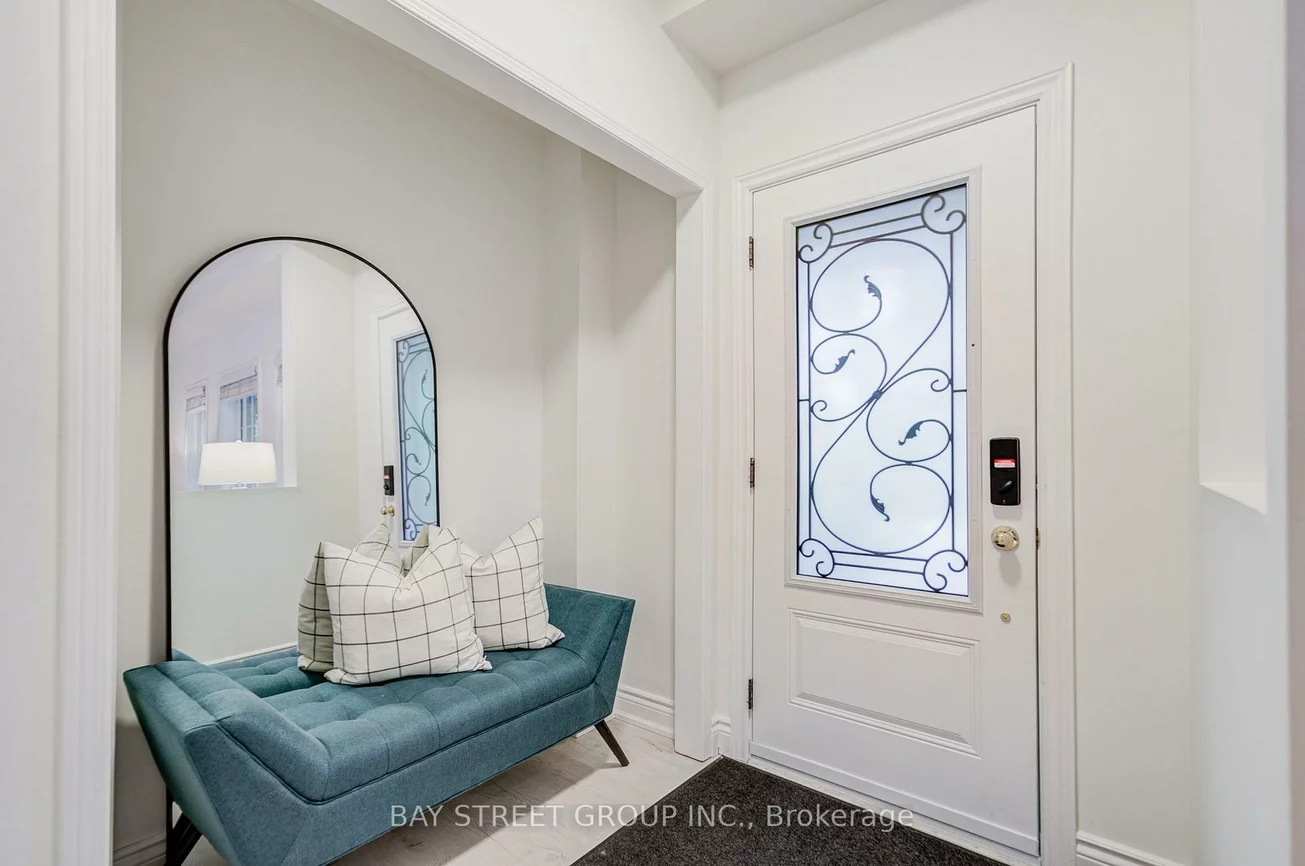 5, Luxton, Bayview Wellington, Aurora