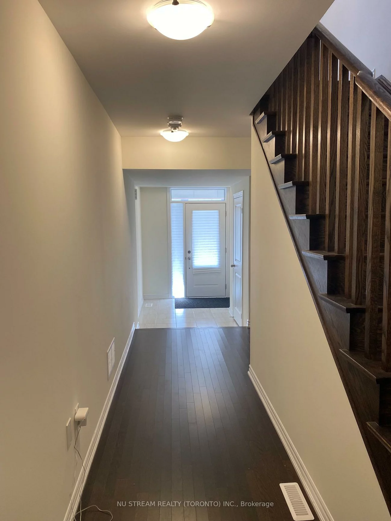11, Griffith, Bayview Northeast, Aurora