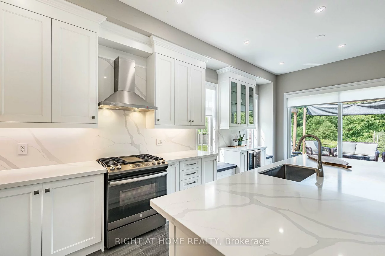 2, Cottonwood Hollow, Aurora Estates, Aurora