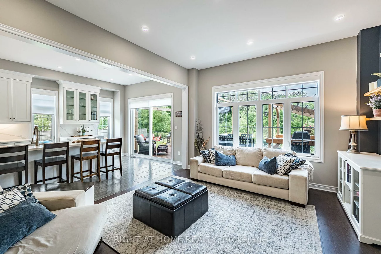 2, Cottonwood Hollow, Aurora Estates, Aurora