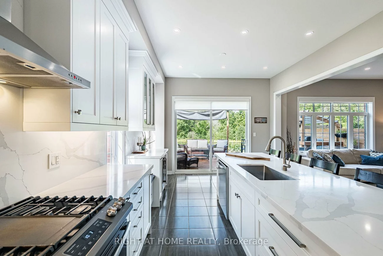 2, Cottonwood Hollow, Aurora Estates, Aurora