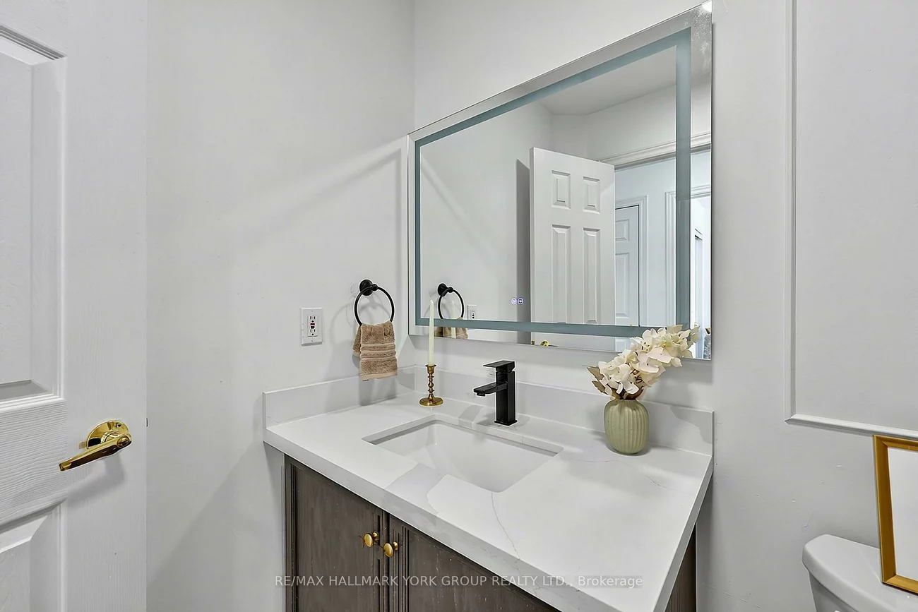 74, Snedden, Bayview Wellington, Aurora