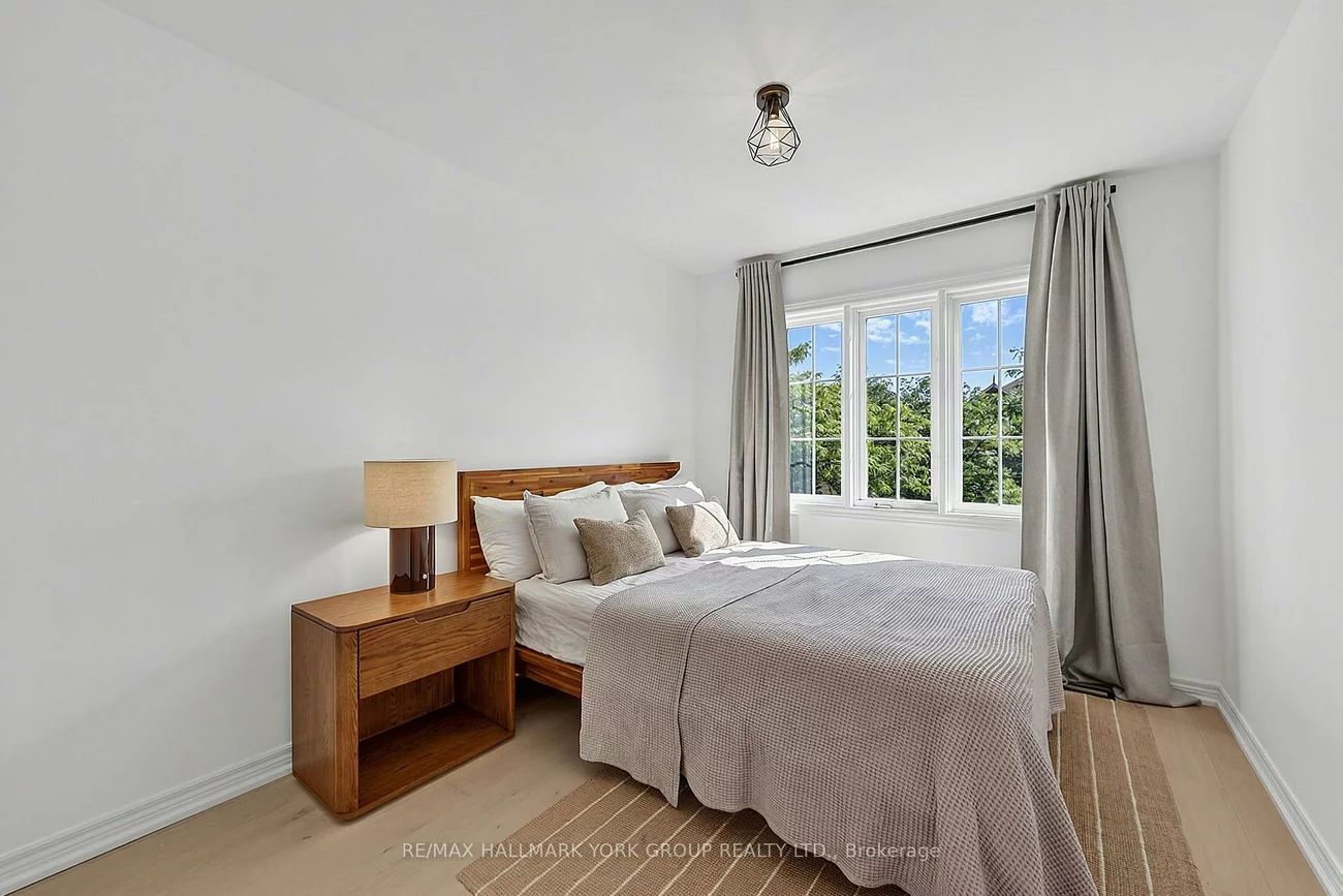 74, Snedden, Bayview Wellington, Aurora