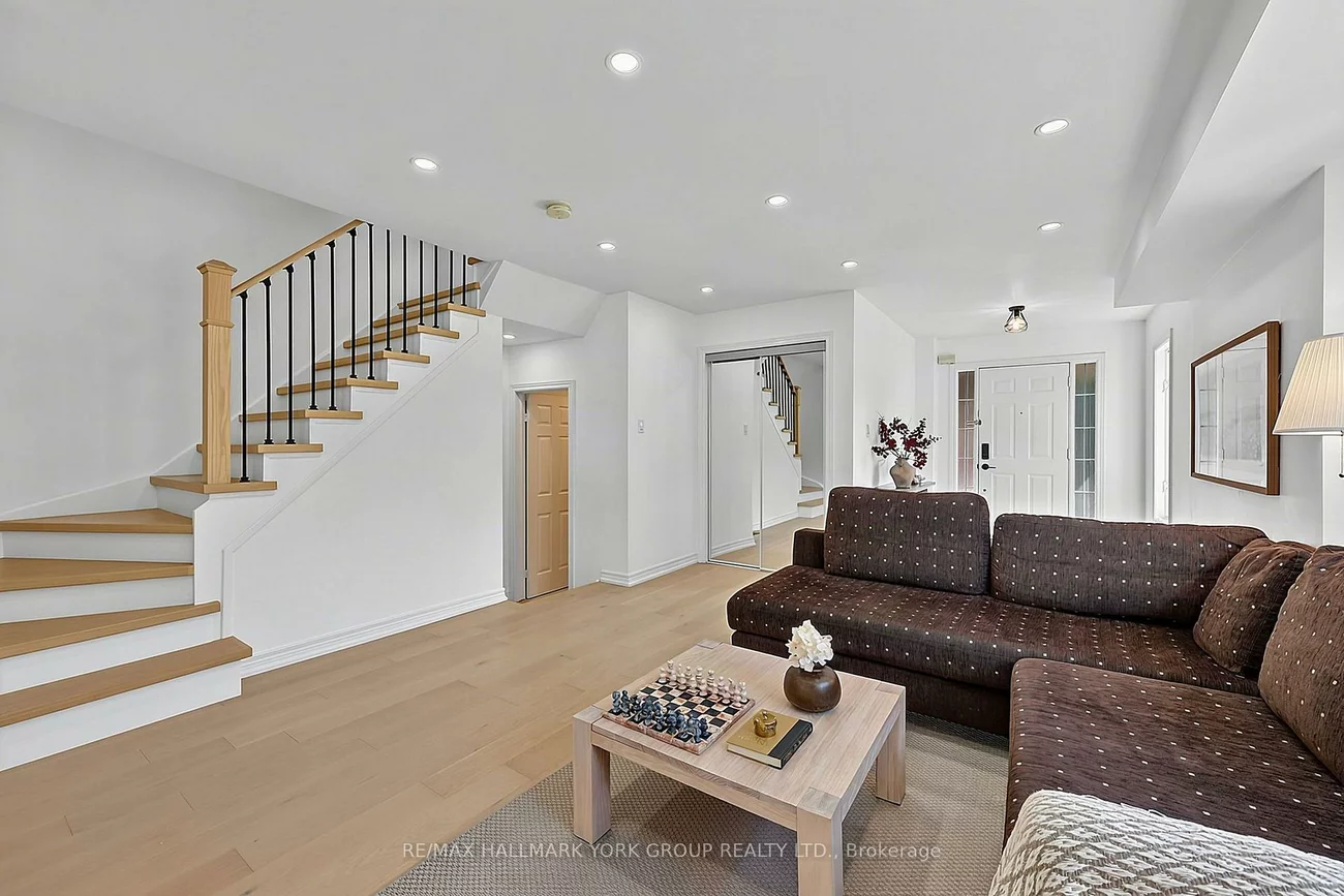 74, Snedden, Bayview Wellington, Aurora