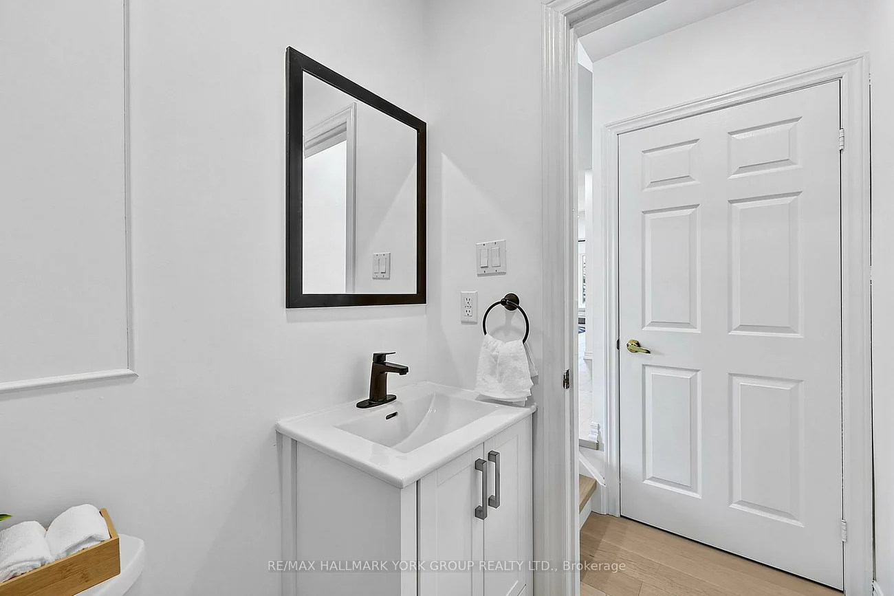 74, Snedden, Bayview Wellington, Aurora