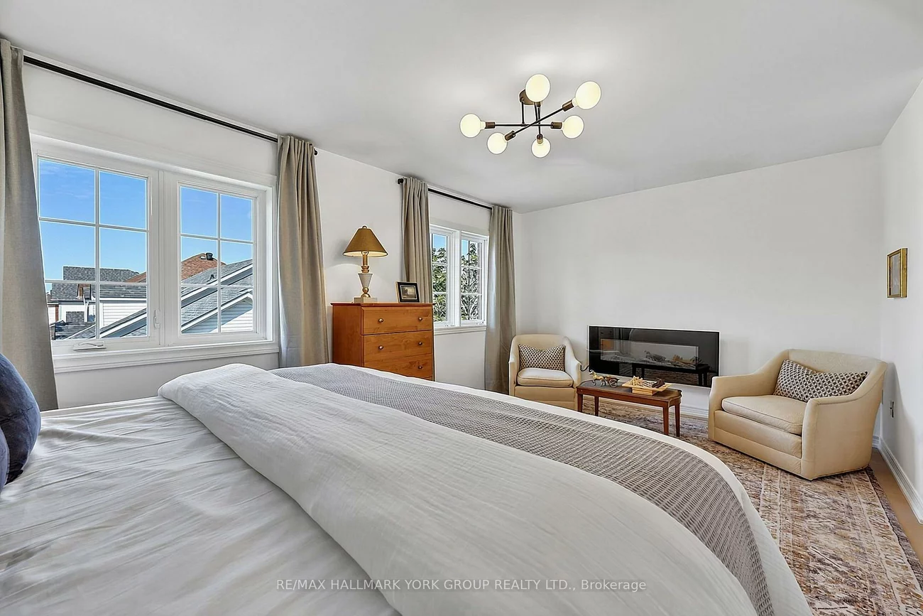 74, Snedden, Bayview Wellington, Aurora
