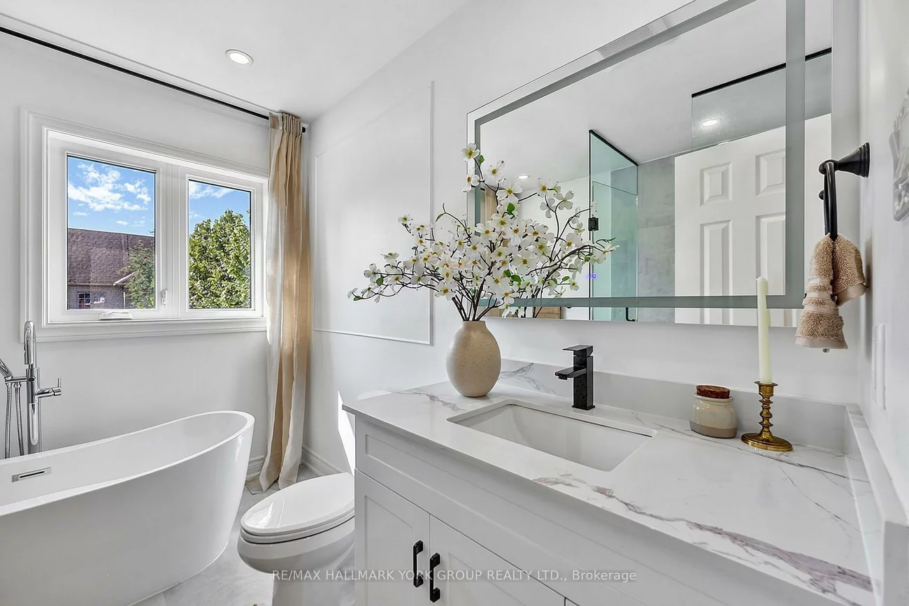 74, Snedden, Bayview Wellington, Aurora