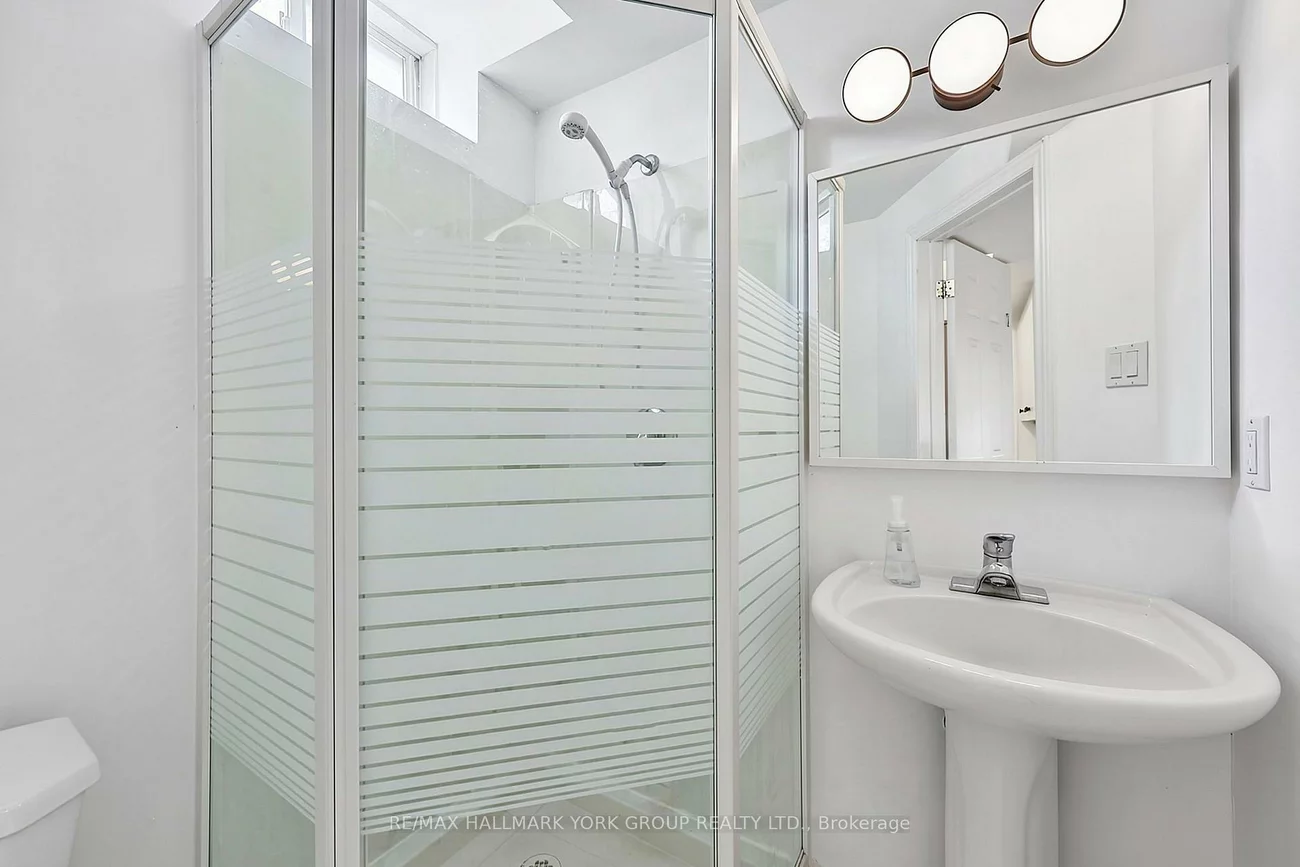 74, Snedden, Bayview Wellington, Aurora
