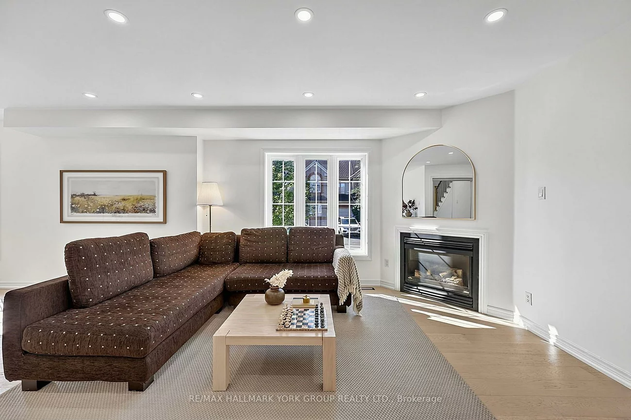 74, Snedden, Bayview Wellington, Aurora
