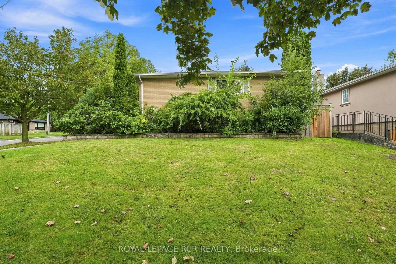 101, Hill, Aurora Heights, Aurora