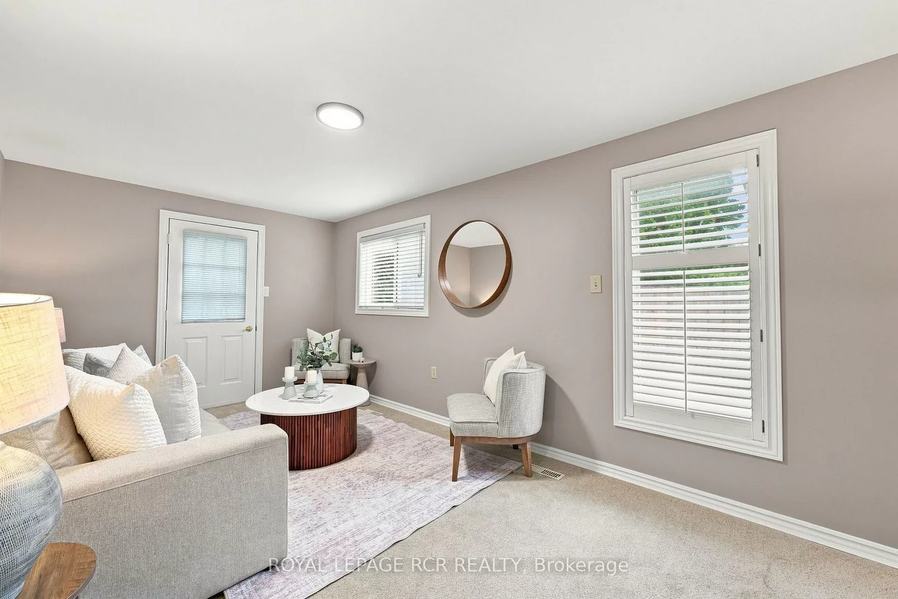 101, Hill, Aurora Heights, Aurora