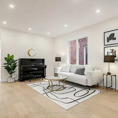 157, Bilbrough, Bayview Northeast, Aurora