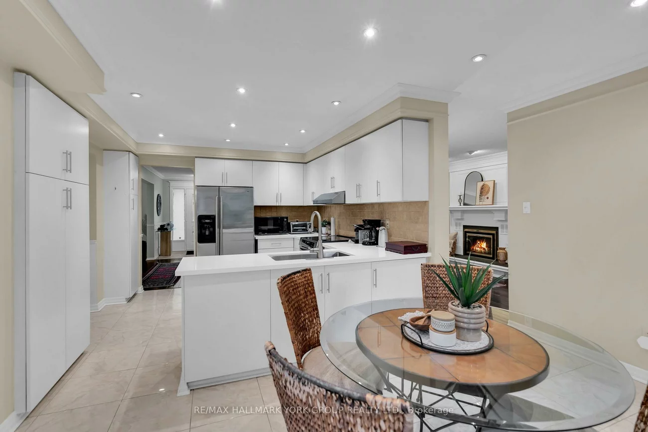 95, Gilbank, Aurora Heights, Aurora