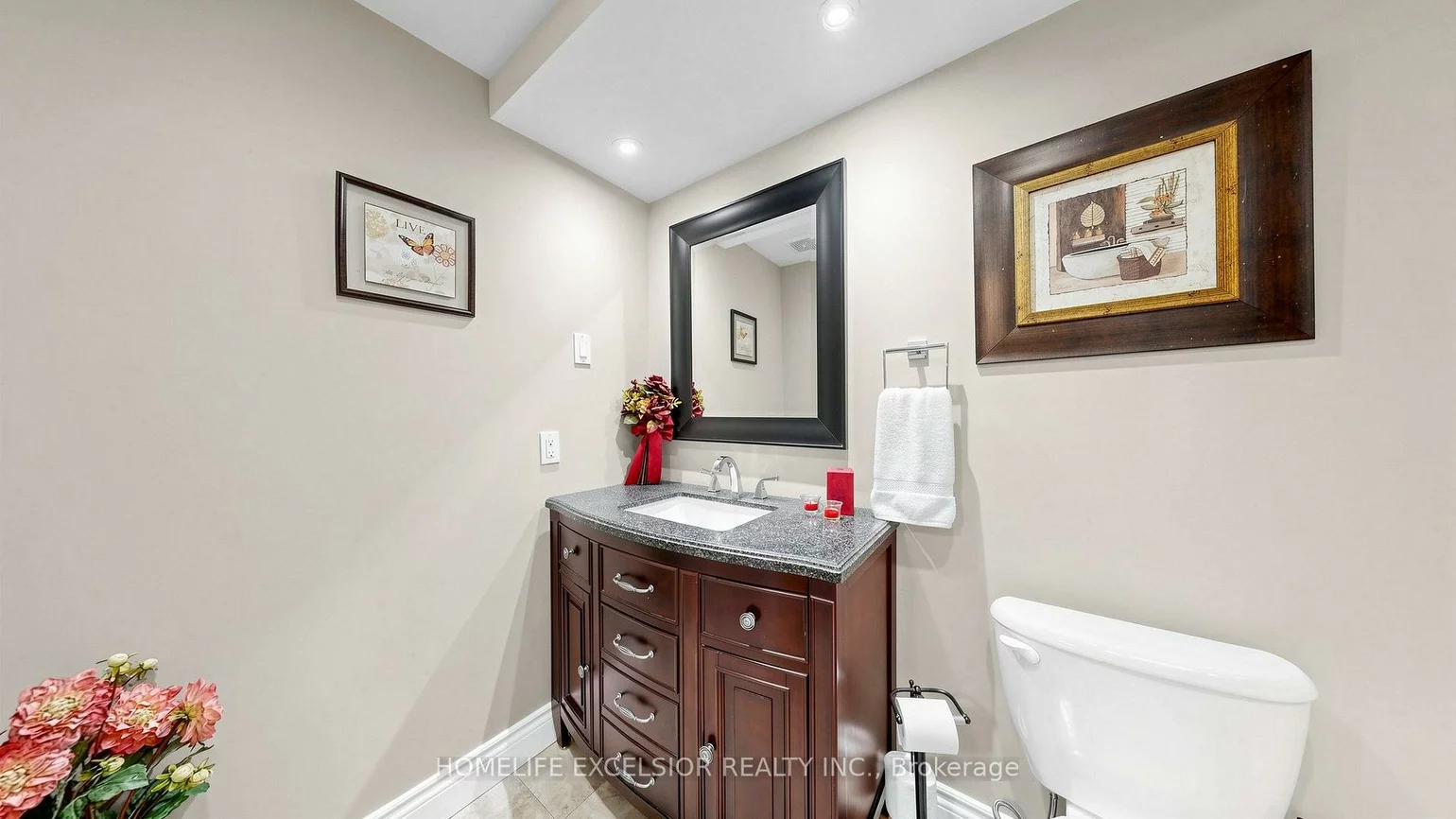 88, Kemano, Aurora Heights, Aurora