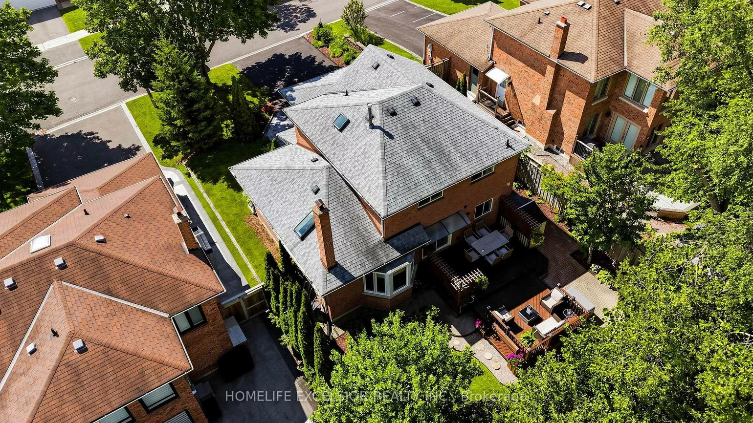 88, Kemano, Aurora Heights, Aurora