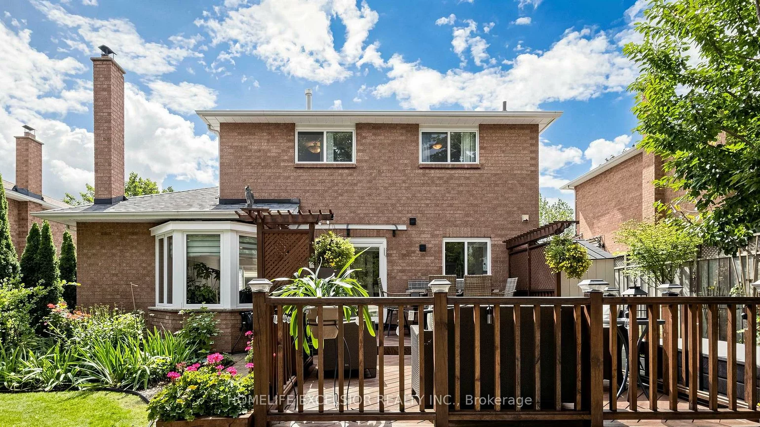 88, Kemano, Aurora Heights, Aurora