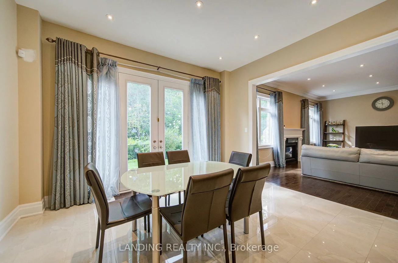 57, Strawbridge Farm, Aurora Grove, Aurora