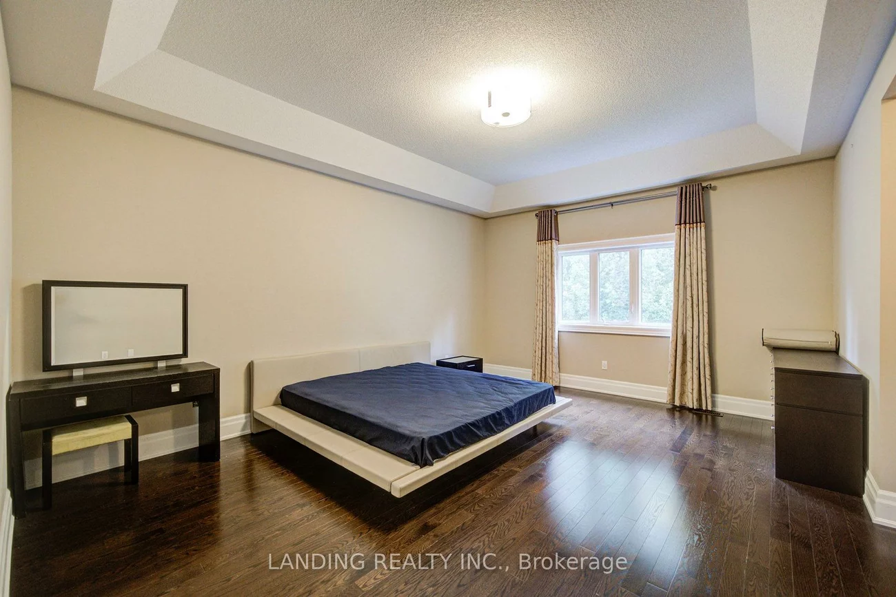 57, Strawbridge Farm, Aurora Grove, Aurora