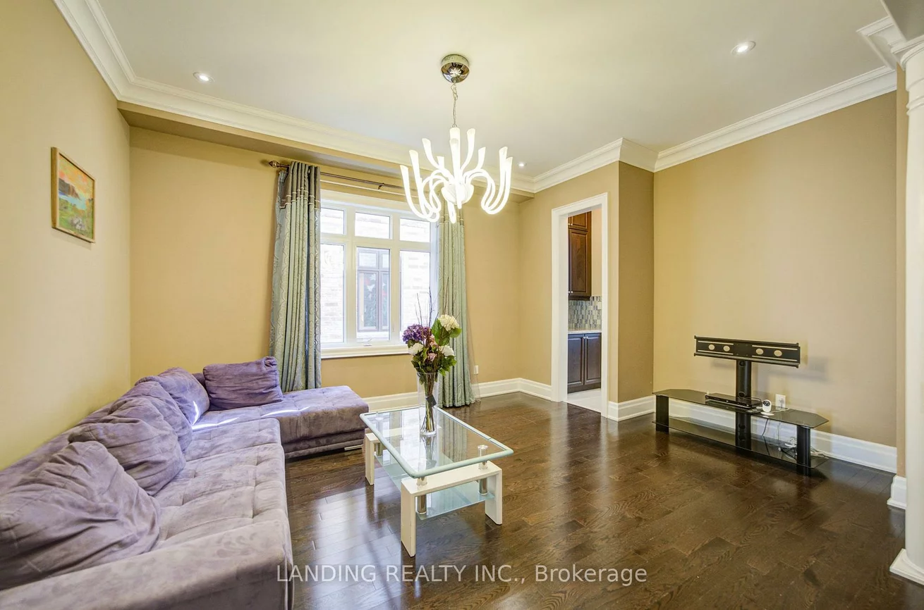 57, Strawbridge Farm, Aurora Grove, Aurora