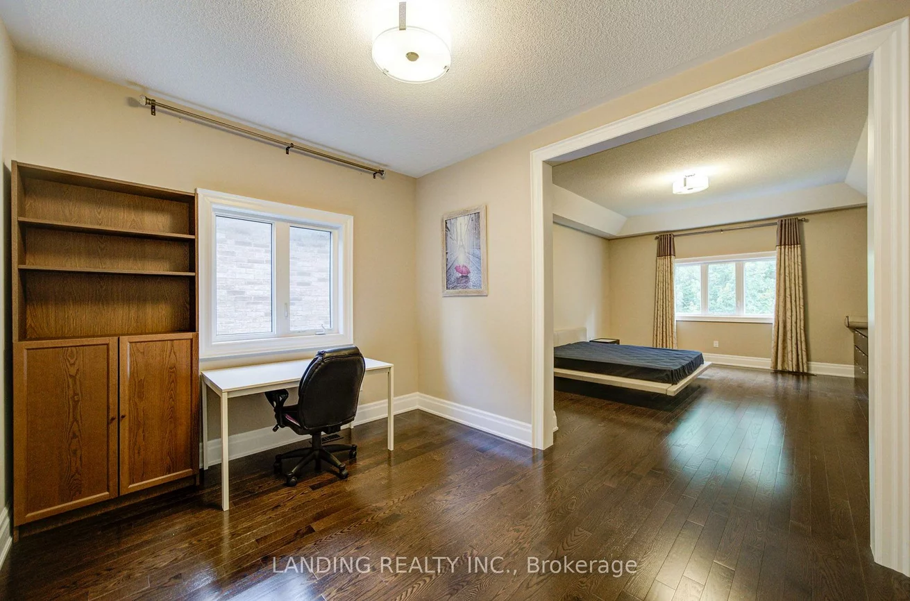 57, Strawbridge Farm, Aurora Grove, Aurora